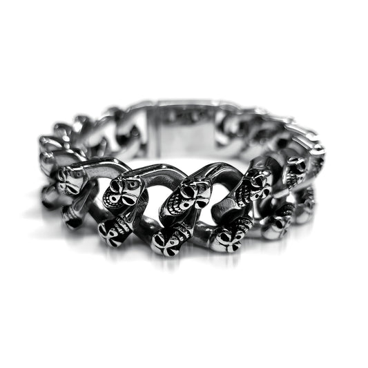 Mens Stainless Steel Chain Bracelet with Pirate Skulls, Fashionable Retro Style, Masculine, for Motorcycle and bicycle enthusiasts, 7.5-9.75 Inches(With Gift Box)